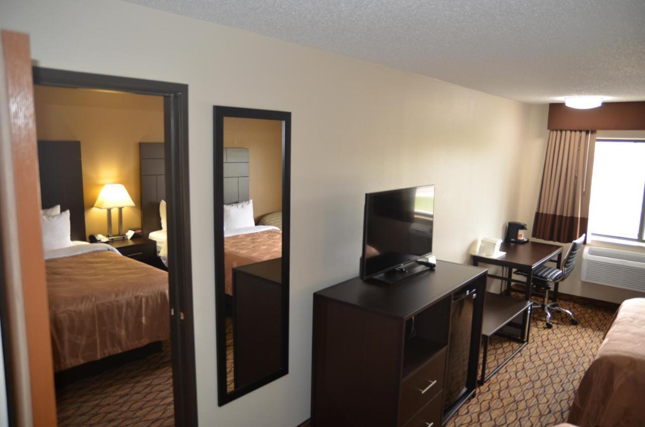 Quality Inn New London Exterior photo